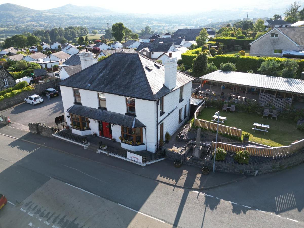 콘위 Y Llew Coch B&B 외부 사진